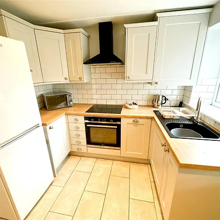 Cosy Country Escape | Fireplace & Views | & York *