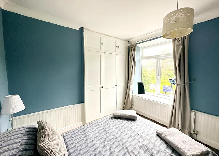 Cosy Country Escape | Fireplace & Views | & York