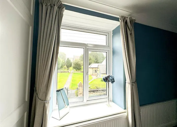 Cosy Country Escape | Fireplace & Views | & York Leeds (West Yorkshire)