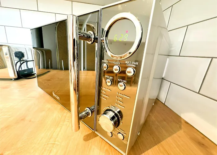 Cosy Country Escape | Fireplace & Views | & York