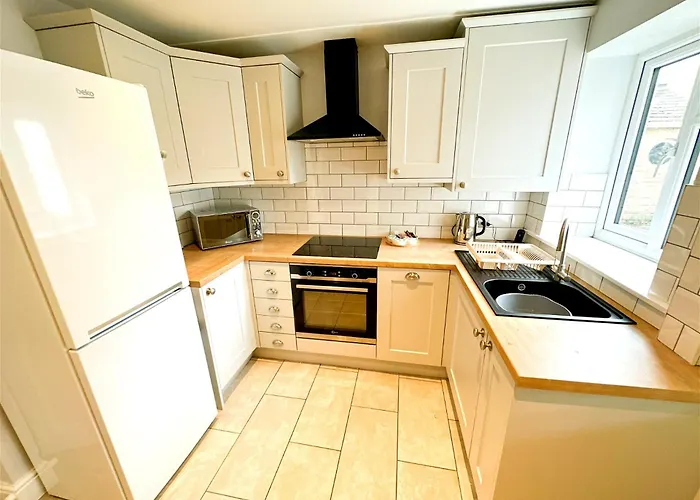 Cosy Country Escape | Fireplace & Views | & York *