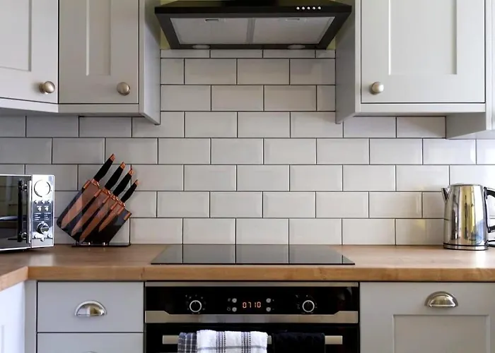 Holiday home Cosy Country Escape | Fireplace & Views | & York