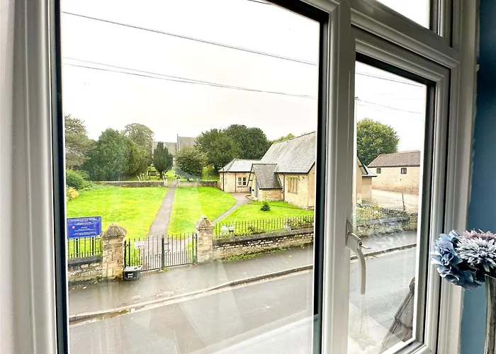 Cosy Country Escape | Fireplace & Views | & York Ferienhaus *