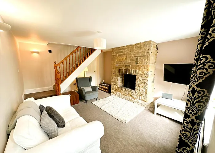 Cosy Country Escape | Fireplace & Views | & York Ferienhaus